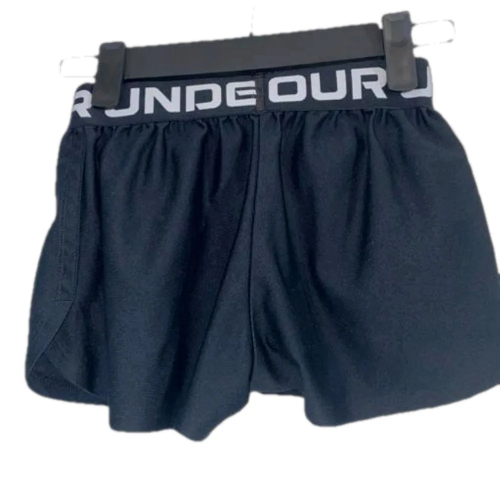 ⭐️ 3/$20 Kids Under Armour Shorts Small Black